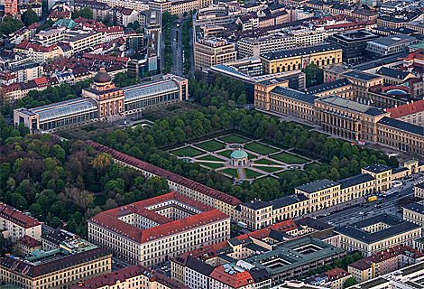 Hofgarten, Bayerische Staatskanzlei, Residenz, Leopoldstreet