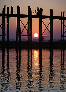 Sunset at U-Bein Bridge