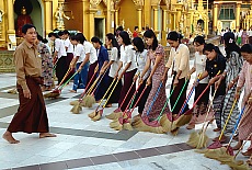 Cleaning crew in the Shwedagon Pagoda