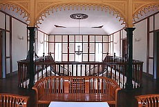 Treppenhaus des Candacraig Hotels