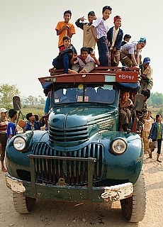 Day tour with an old Chevi truck to the monastery Kyauk Ka Lat near Hpa-an