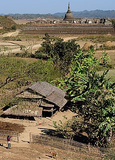 Kothaung Temple in Mrauk U