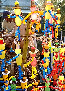 Hot Air Balloon sellers in Mrauk U