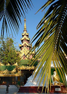 Shwedagon Pagoda in Yangon