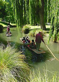 Kahnfahrt auf dem River Avon