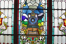 Glasornaments with lokomotives in central station of Dunedin
