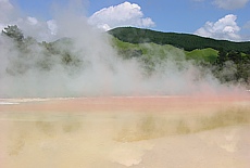 Champagne Pool im Waitapu Thermal Park