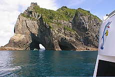 Hole in the rock at Bay of Islands