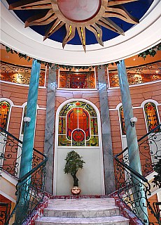 Luxury lobby in hotelship on the river Nile