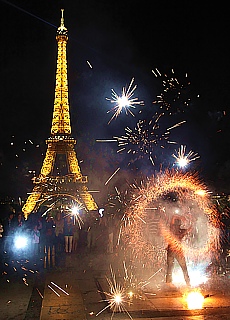 Fireworks in front of Eiffel Tower