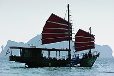 Sailing ship before Chicken Island