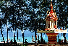 Geisterhaus am Strand von Poda Island