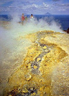 Fissures and Sulphur steam