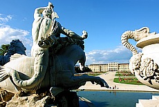 View from Gloriette downto Palace Schoenbrunn